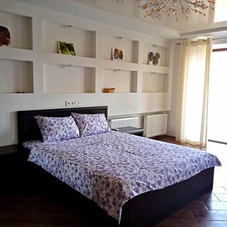 1-Room Studio Center 切尔卡瑟 外观 照片