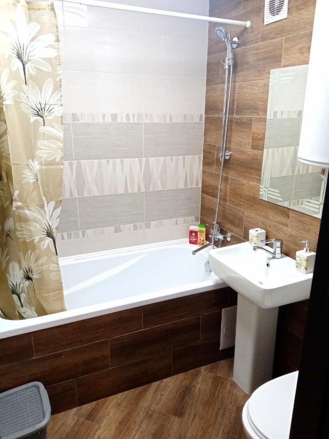 1-Room Studio Center 切尔卡瑟 外观 照片