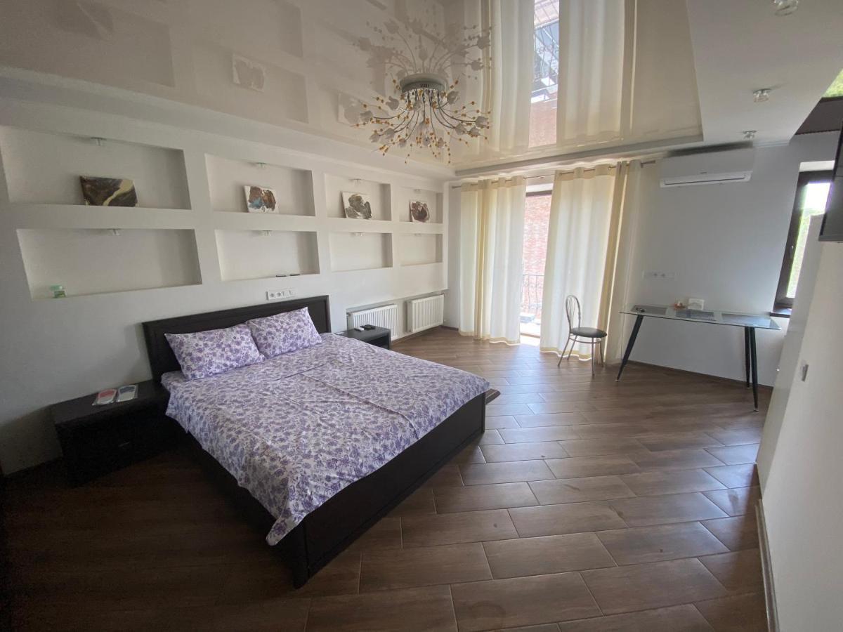 1-Room Studio Center 切尔卡瑟 外观 照片